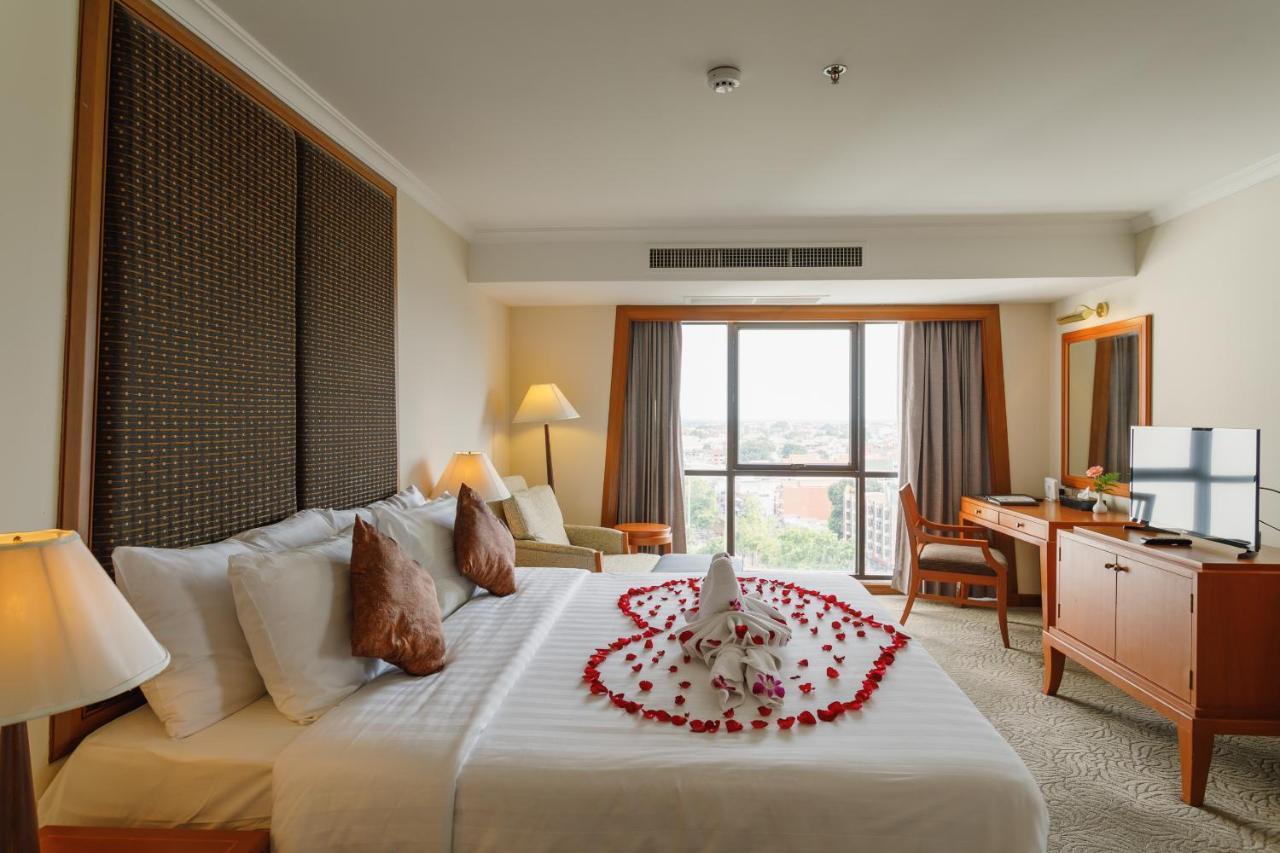 Amora Thapae Hotel Čiang Mai Exteriér fotografie